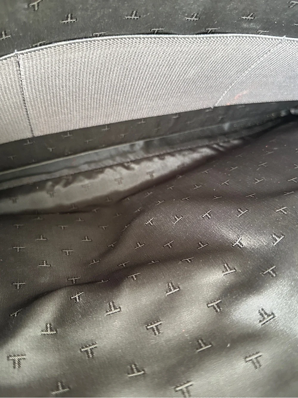 Tumi Portfolio Black Leather Briefcase Laptop Travel Bag